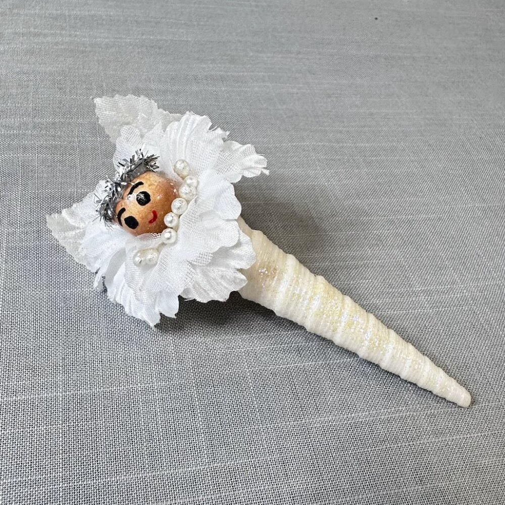 Vintage White Angel Shell Brooch